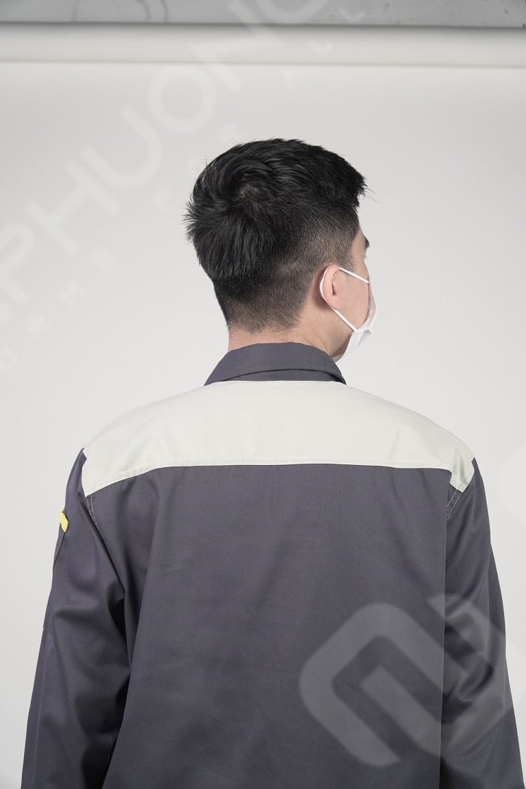 Mẫu đồng phục bảo hộ lao động màu ghi thông dụng nhất - Ảnh 3