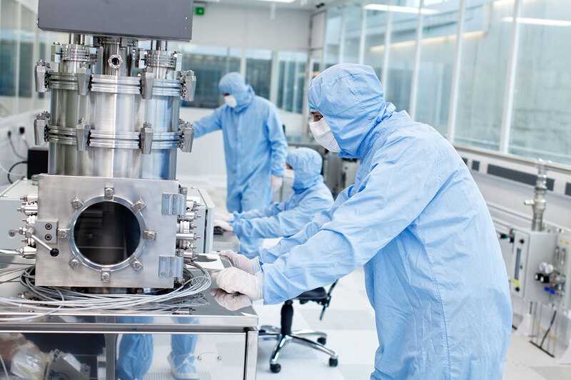 quan-ao-phong-sach Quần áo phòng sạch tạo nên hình ảnh chuyên nghiệp cho nhà máy, công xưởng