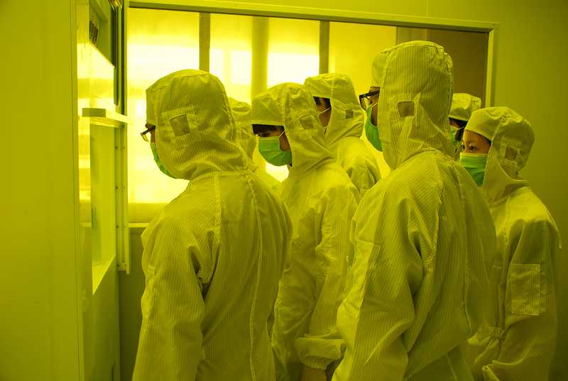 quan-ao-phong-sach Quần áo phòng sạch ứng dụng cho các lĩnh vực y tế, công nghiệp điện tử, thực phẩm, hóa chất, nghiên cứu khoa học…