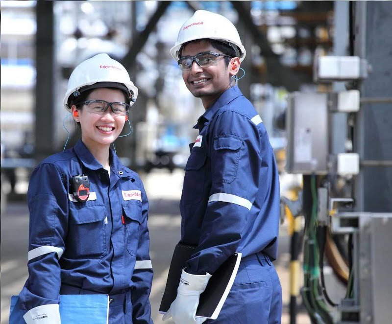 dong-phuc-cong-nhan-dau-khi Đồng phục công nhân dầu khí là trang phục bảo hộ không thể thiếu khi làm việc