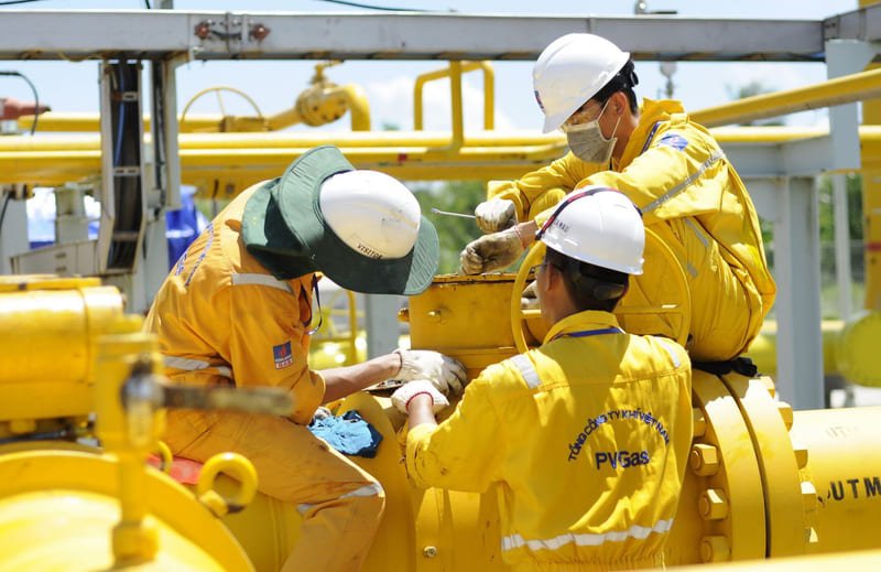 dong-phuc-cong-nhan-dau-khi Nên may đồng phục cho công nhân dầu khí bằng chất liệu vải tốt