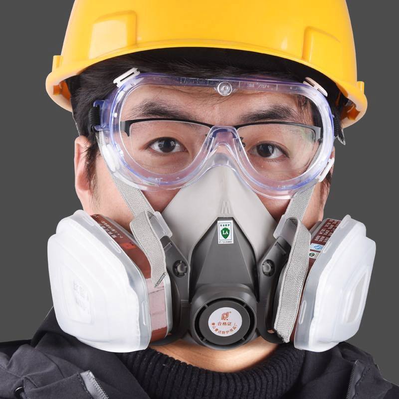 Khẩu trang bảo hộ bảo vệ người dùng khỏi các tác nhân gây hại trong môi trường làm việc