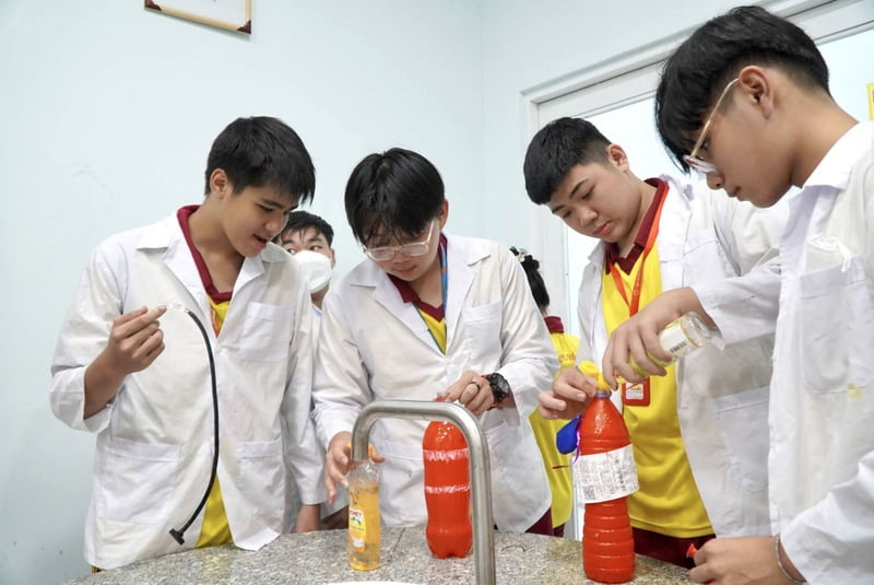 Bình chữa cháy mini phù hợp với các đám cháy nhỏ mới phát sinh