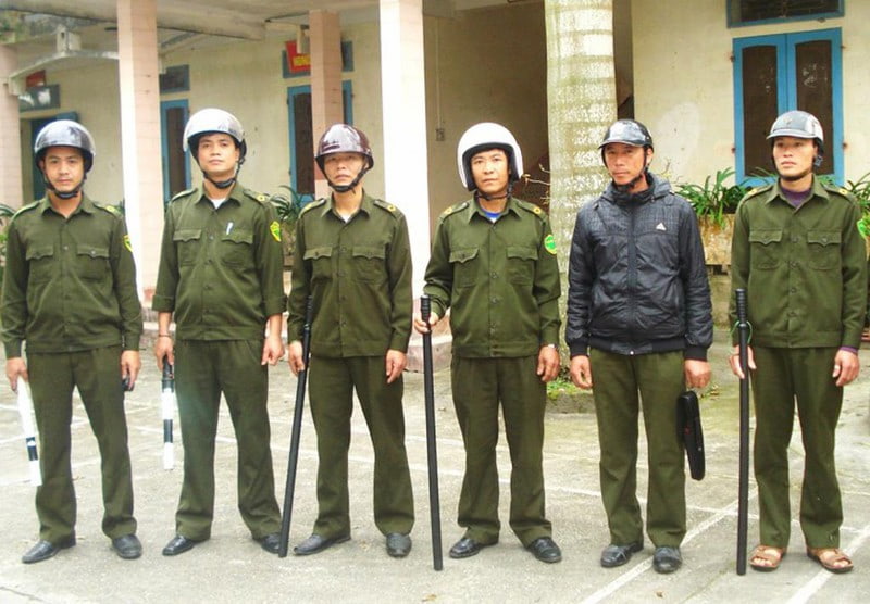 trang-phuc-cong-an-xa