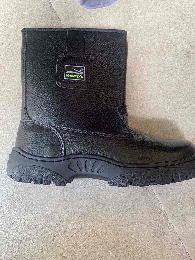 Ủng bảo hộ lao động kho lạnh có thể chịu tới nhiệt độ -360 độ C